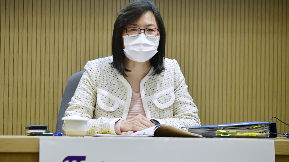 Innovation and Know-how Commissioner in house quarantine after contact with optimistic case